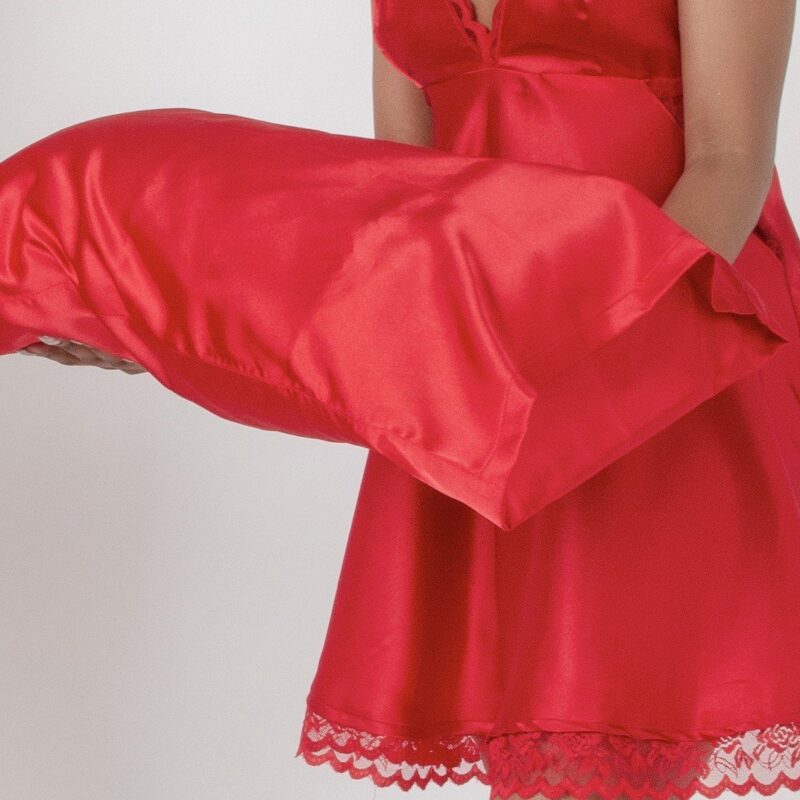 Ruby set satin pillowcases